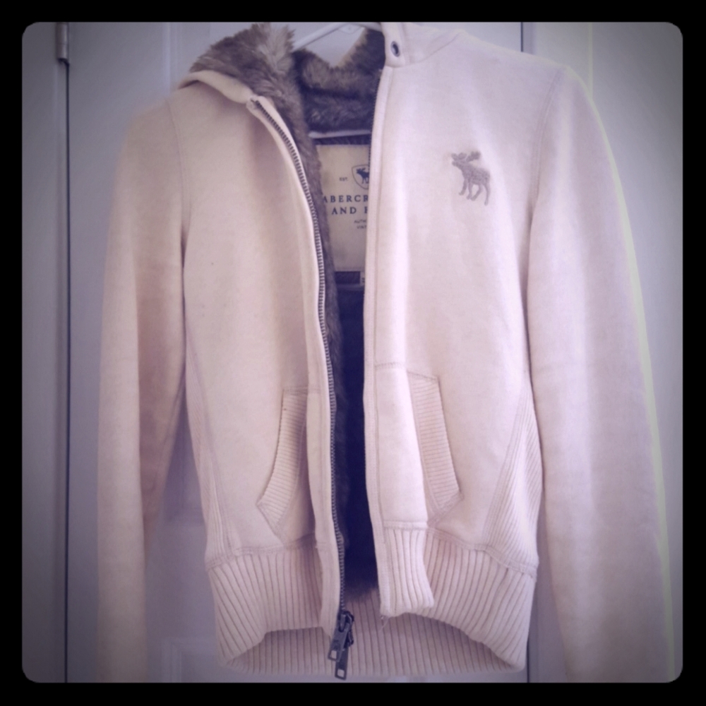 Long Sleeve Abercrombie Vintage Hoodie